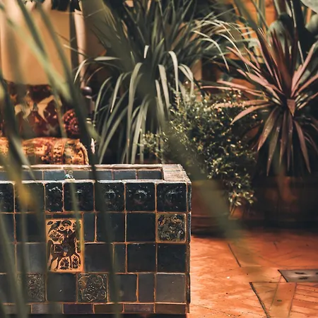 Casa Profumoir - Olfactive Experience *